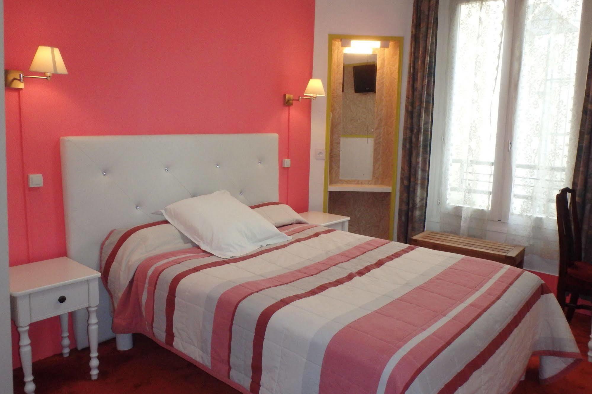 Hotel Maillot Нёйи-сюр-Сен Экстерьер фото